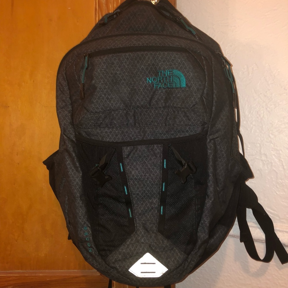 Great Condition NorthFace Recon BackPack